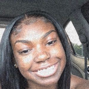 Meet your Posher, Da’miyah